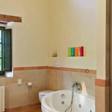 Ferienhaus Apartment Overlooking The Sea And The Port Of Empuriabrava Serra San Quirico